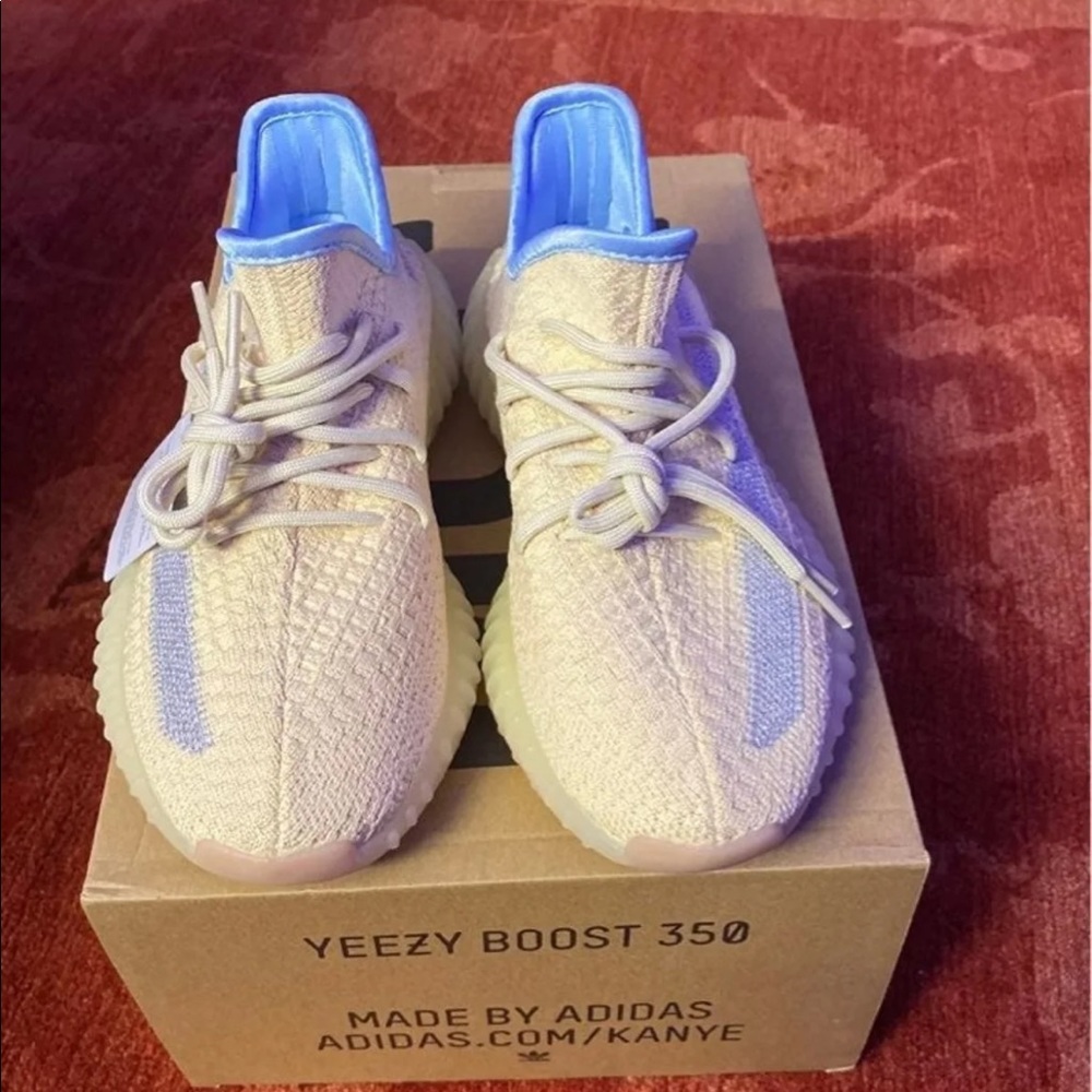 Yeezy 350 Linen